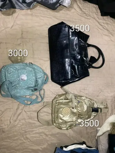 Closet sale - miniatura 4