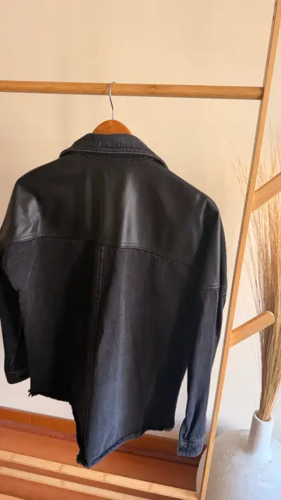 Chaqueta Negra de Mezcla Zara para Hombre - miniatura 3