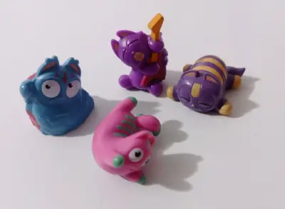 Figuras de colección de gatos Lost Kitties - miniatura 6
