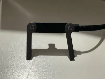 Cable USB-C 240W con soporte para teléfono - miniatura 4