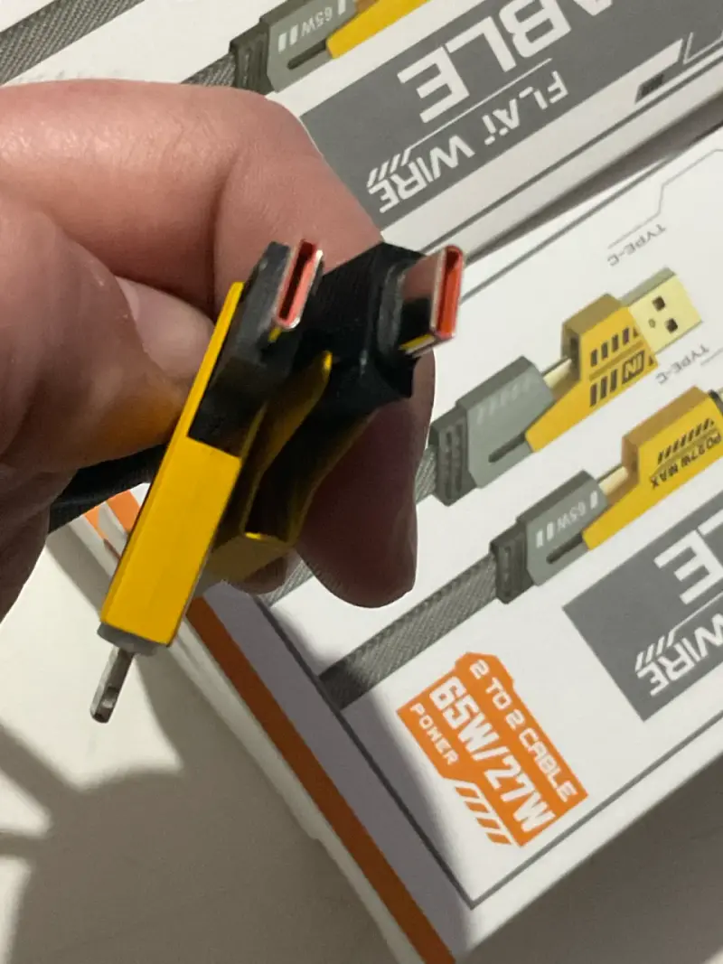 Cable de carga rápida USB a USB-C y Lightning - 3