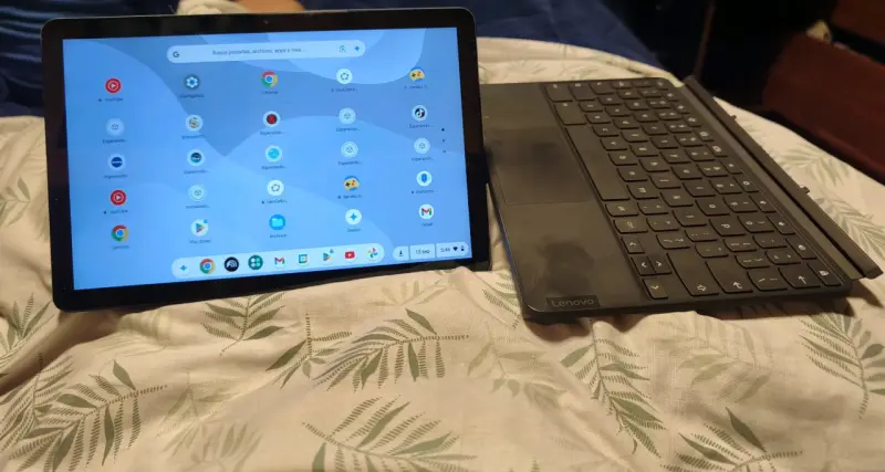 Chromebook Lenovo con teclado desmontable - 2