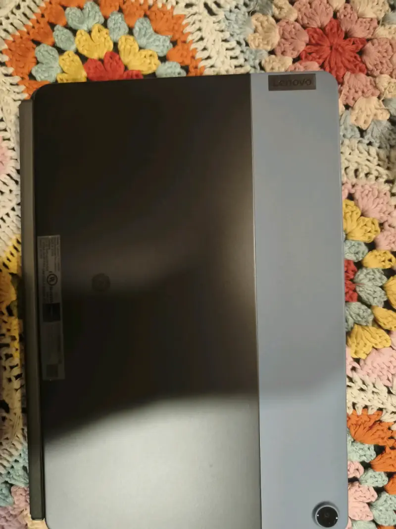 Chromebook Lenovo con teclado desmontable - 5