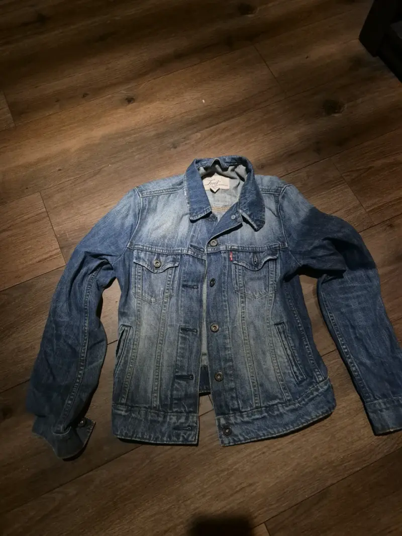 Chaqueta de mezclilla azul para hombre