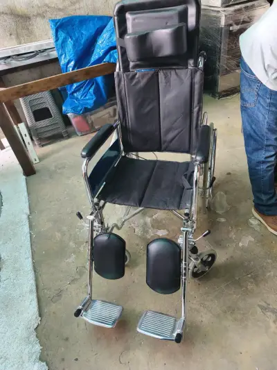 Silla de Ruedas Plegable de Acero Inoxidable - miniatura 2