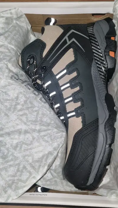 Zapatos de seguridad Sherpa's  talla 41 - miniatura 2