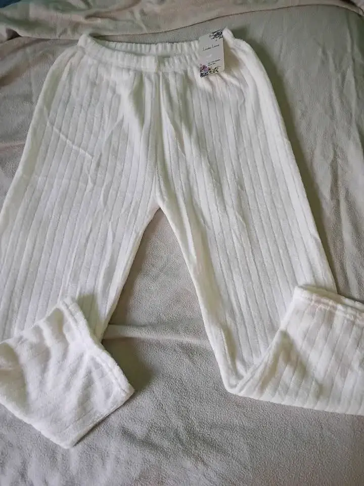 Pijamas de felpa para mujer en varios colores - 1
