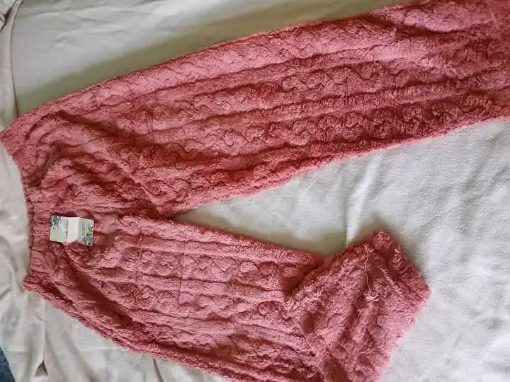 Pijamas de felpa para mujer en varios colores - 3