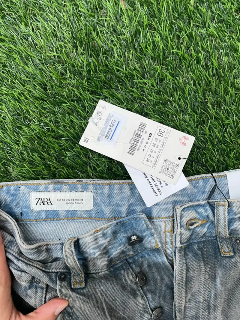Jeans Zara Relaxed Fit Gris mujer - 2