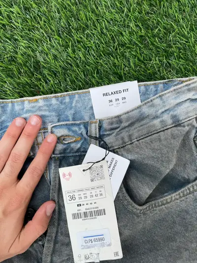 Jeans Zara Relaxed Fit Gris mujer - miniatura 3