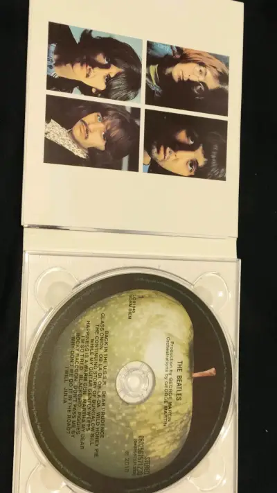 The Beatles White Album + Esher Demos 3cd edition - miniatura 3