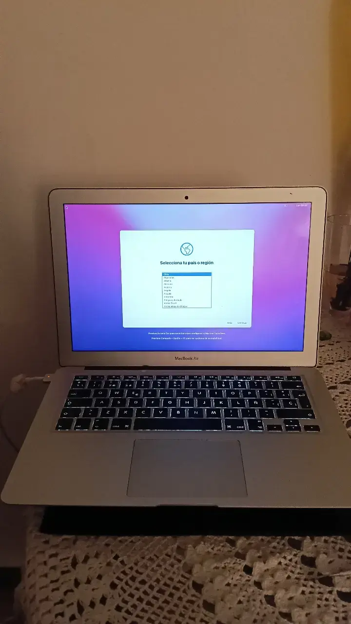 MacBook Air 2017 usado - 1