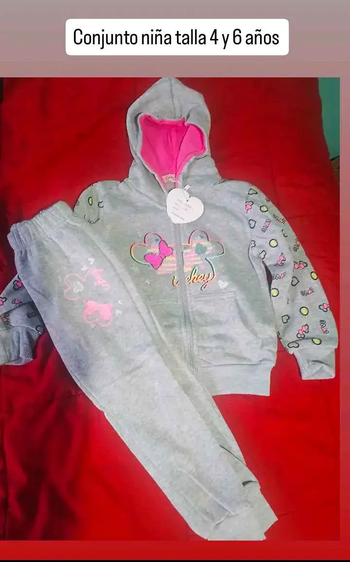 Conjunto de ropa infantil con diseño de tigres - 4