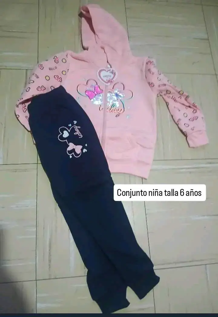 Conjunto de ropa infantil con diseño de tigres - 6