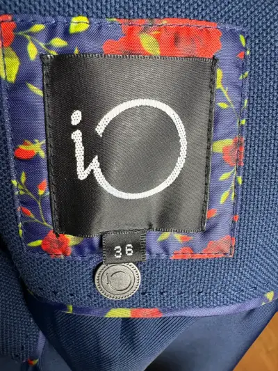 Blazer iO azul marino entallado talla 36 - miniatura 4