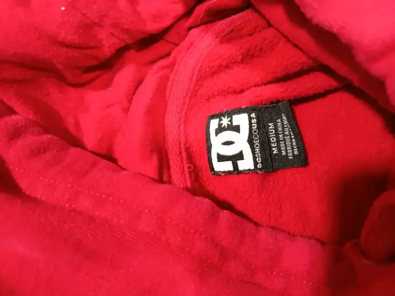 Polerón con capucha rojo DC Shoes talla M - 3