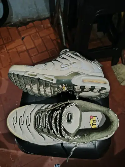 Zapatillas deportivas Nike Air Max beige y verde - miniatura 2