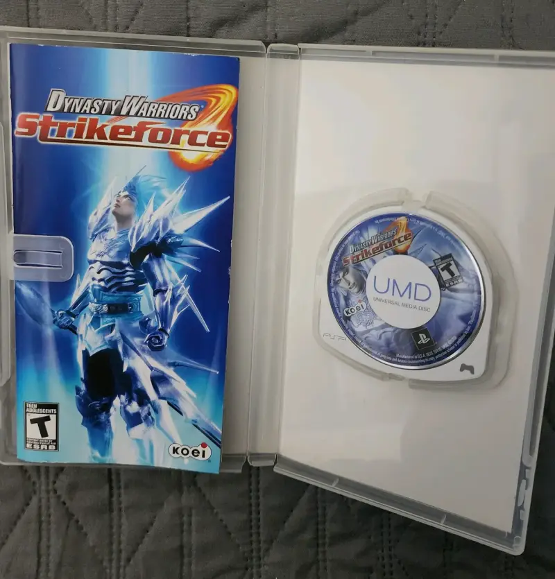 3 juegos psp - 3