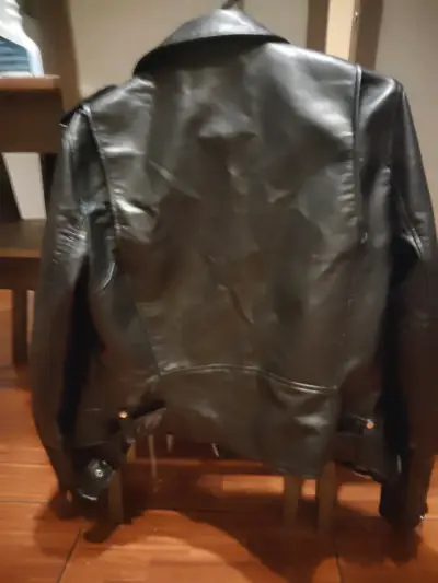 Chaqueta de eco cuero negra Zara para mujer - miniatura 4