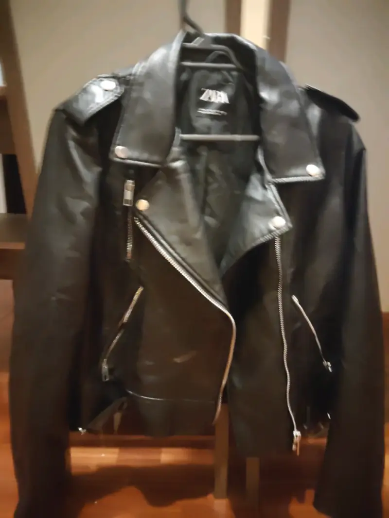 Chaqueta de eco cuero negra Zara para mujer - 5