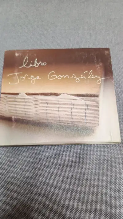 CD Libro de Jorge González en buen estado - miniatura 1