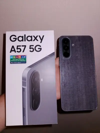 Smartphone Galaxy A57 5G con caja original - miniatura 1