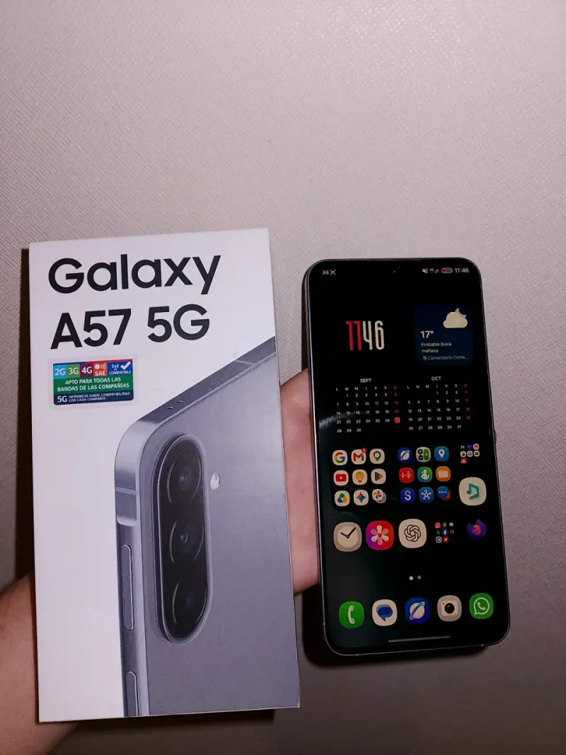 Smartphone Galaxy A57 5G con caja original - 2