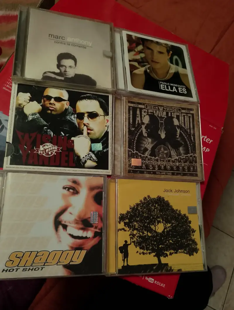Venta de Cassettes y CDs de música variada - 3