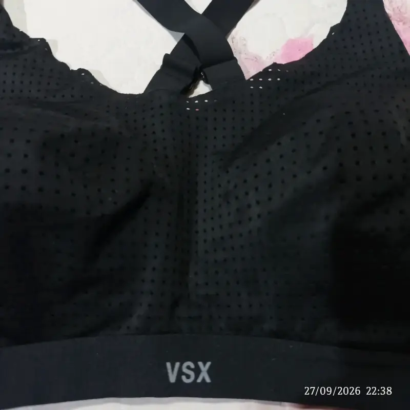 Sostén deportivo negro VSX con tirantes cruzados - 2