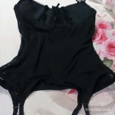 Corset negro de encaje con ligas - miniatura 3