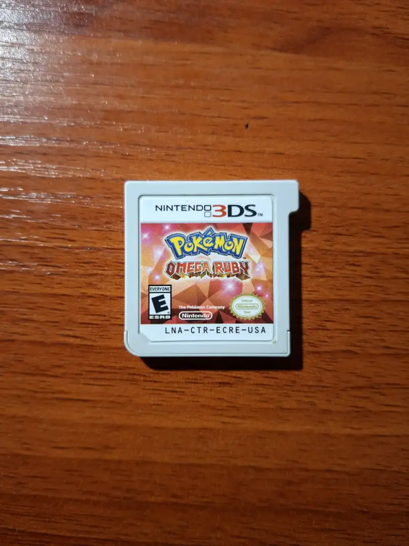 Cartucho de juego Pokémon Omega Ruby para Nintendo 3DS