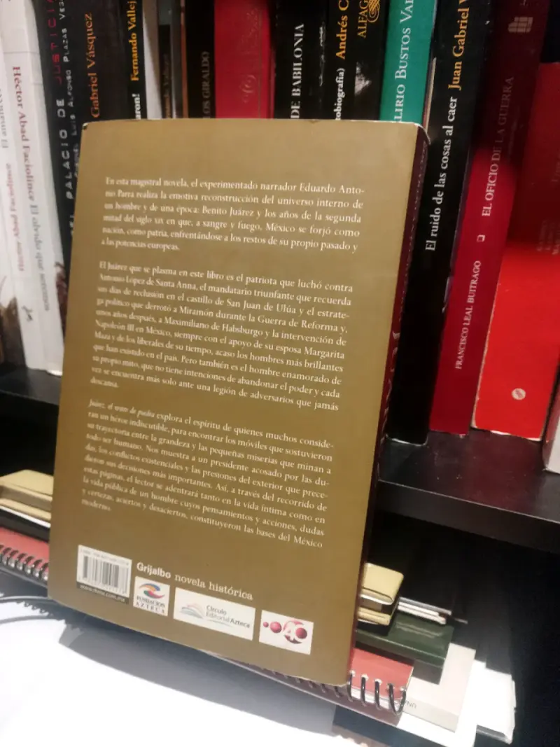 Libro "Juárez El Rostro de Piedra" Eduardo Anton - 2