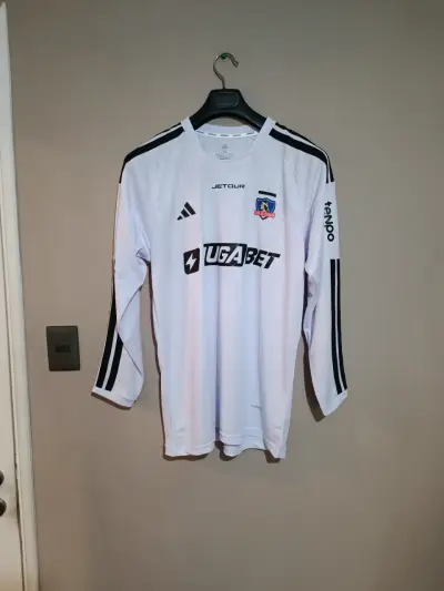 Camiseta Colo-Colo 2026 manga larga XL da para L - miniatura 1