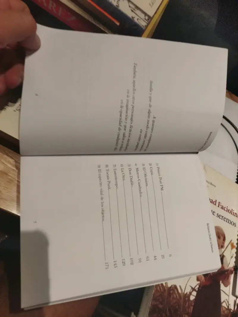 Libro Relatos (Sub)urbanos de Antonio Neira - 3