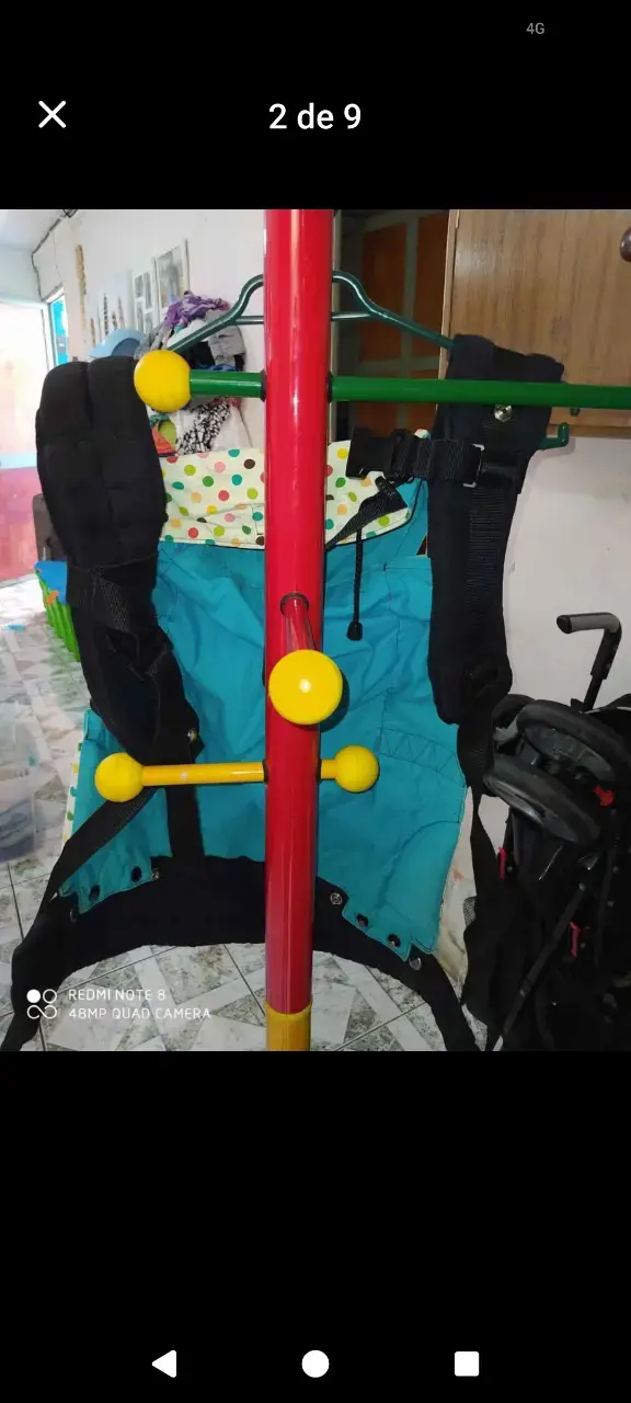 Mochila portabebés NYM colorida y cómoda - 3