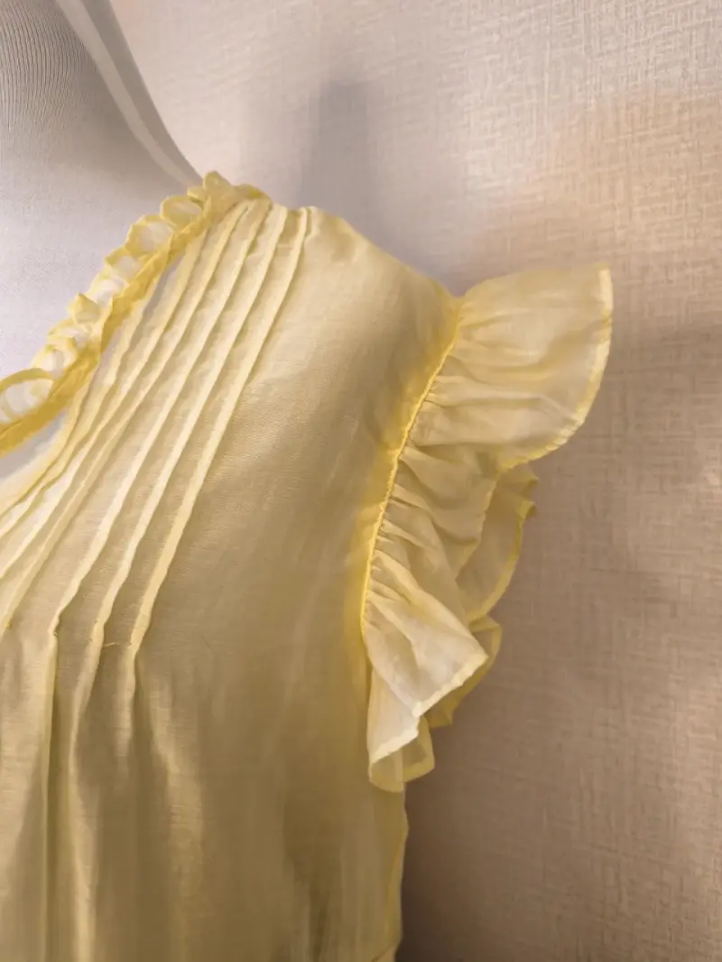 Blusa amarilla con volantes talla L - 4
