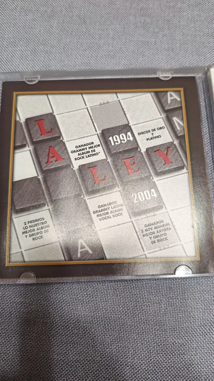 Álbum doble de La Ley 1990-2004 en CD - 2