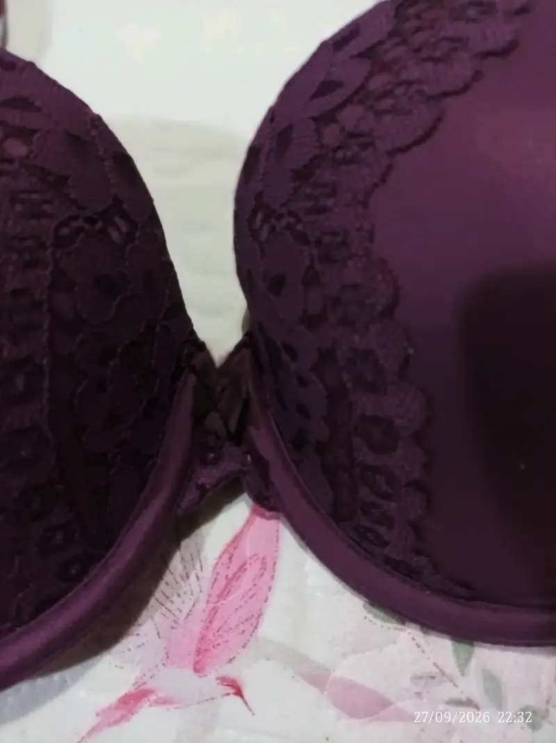 Sostén morado con encaje Victoria's Secret - 4