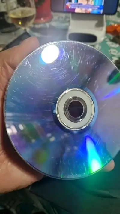 DVD Hombres Intrépidos con John Wayne - miniatura 4