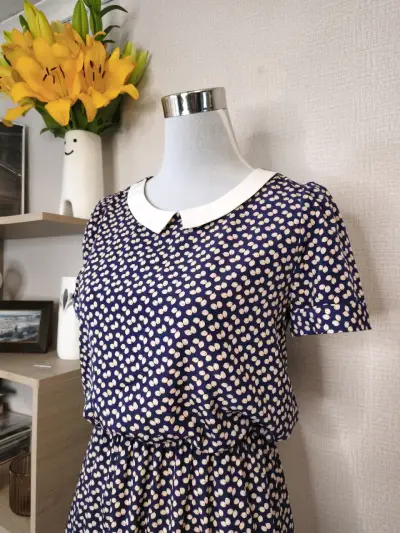 Vestido corto azul con estampado talla S - miniatura 3