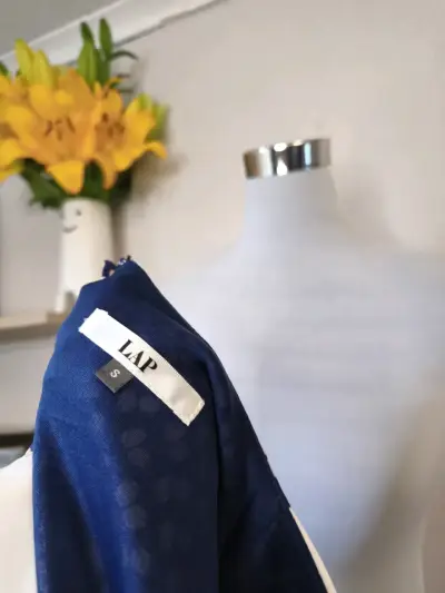 Vestido corto azul con estampado talla S - miniatura 4