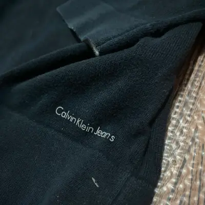 Polerón Calvin Klein  Fit M - miniatura 4