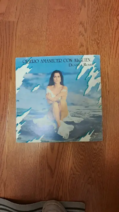 Vinilo Daniela Romo - Quiero Amanecer Con Alguien - miniatura 1