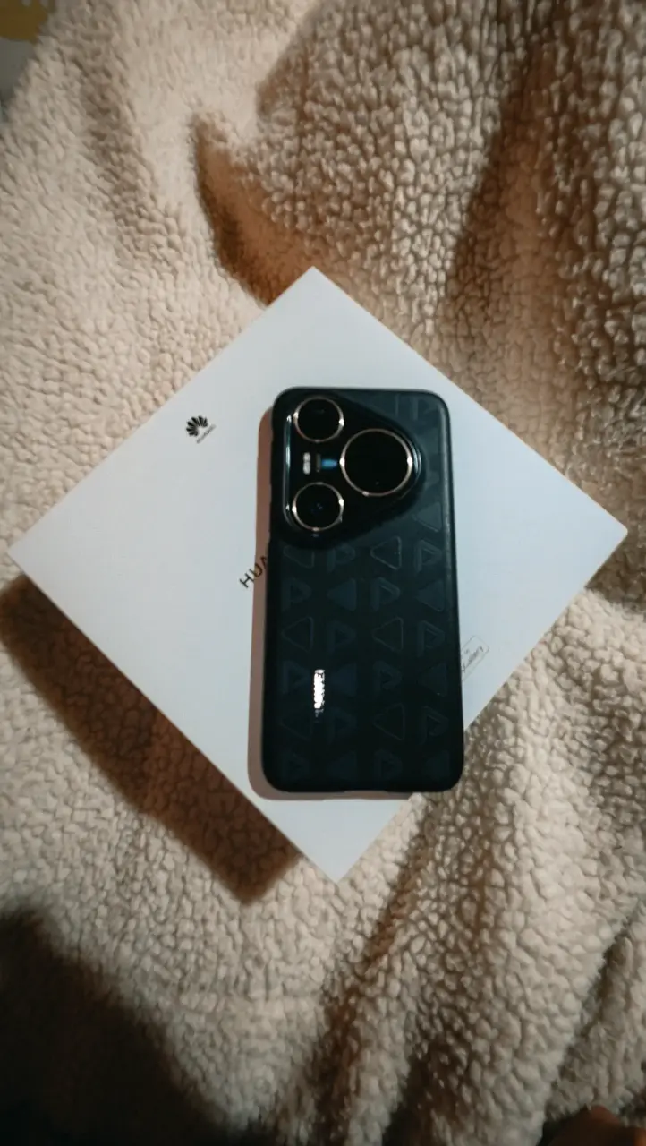 Smartphone Huawei Pura80 Ultra con caja - 3