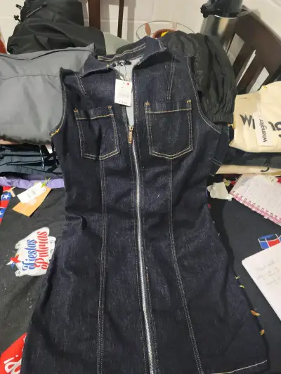 Chaqueta con capucha acolchada gris para niño - miniatura 4