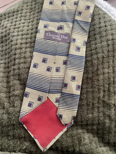 Corbata de seda Christian Dior con diseño geométrico - miniatura 2