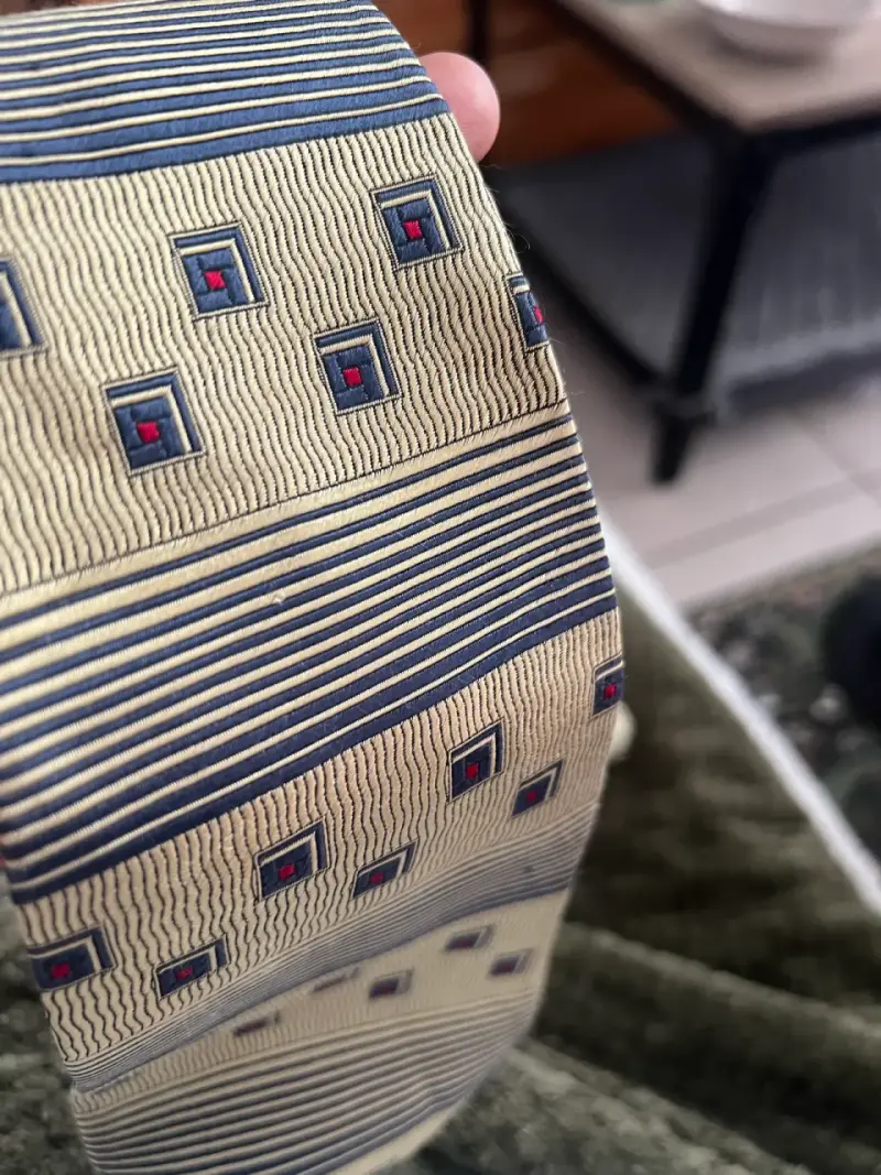 Corbata de seda Christian Dior con diseño geométrico - 4