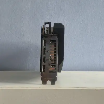 Tarjeta Gráfica Radeon RX 6700 XT ASUS ROG STRIX - miniatura 3