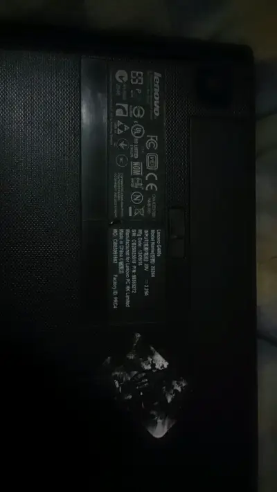 Laptop Lenovo con unidad de DVD - miniatura 4