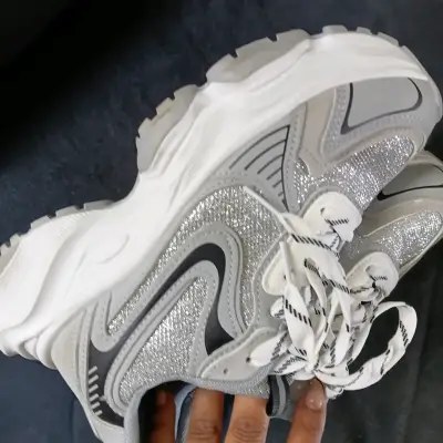 Zapatillas gris con brillo talla 38 - miniatura 5